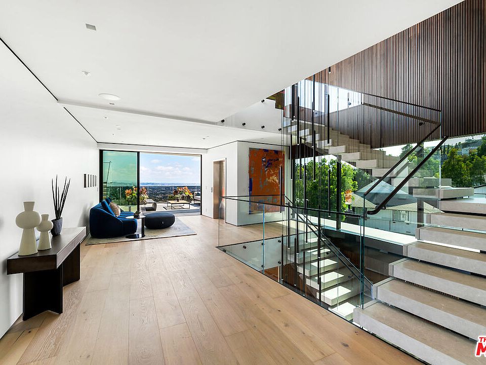 Photo 24 of the Hollywood Hills house