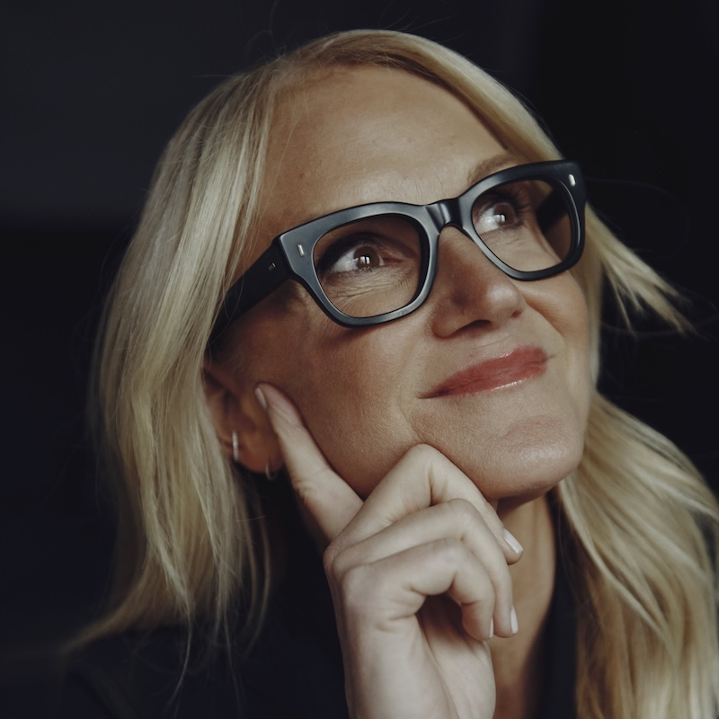 Mel Robbins Net Worth