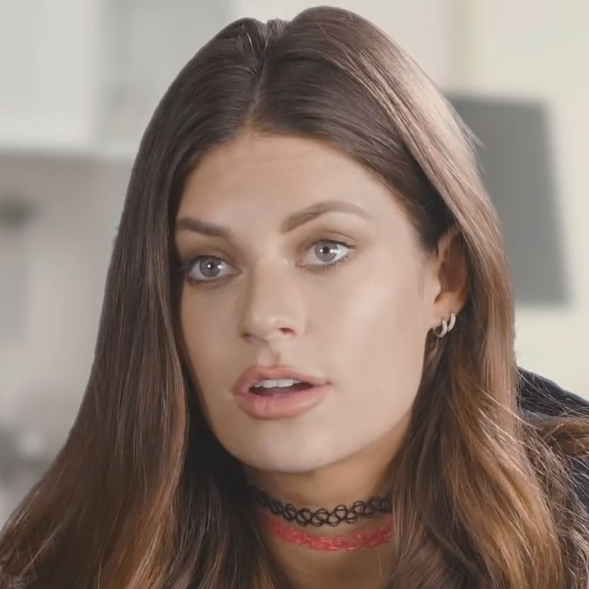 Hannah Stocking Net Worth